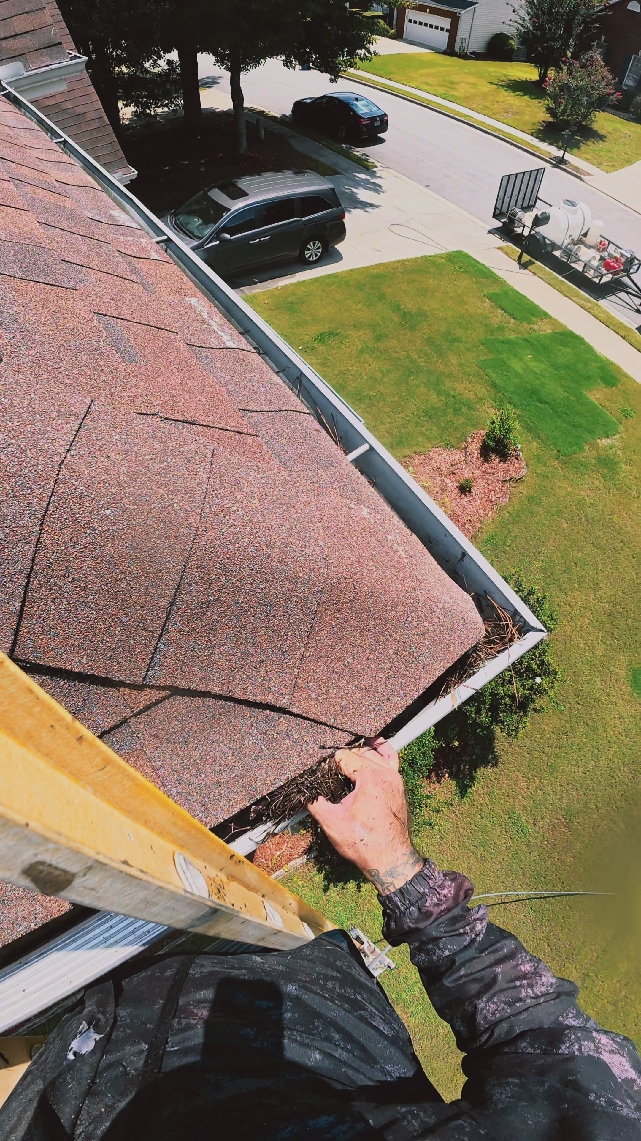 GUTTER CLEANING